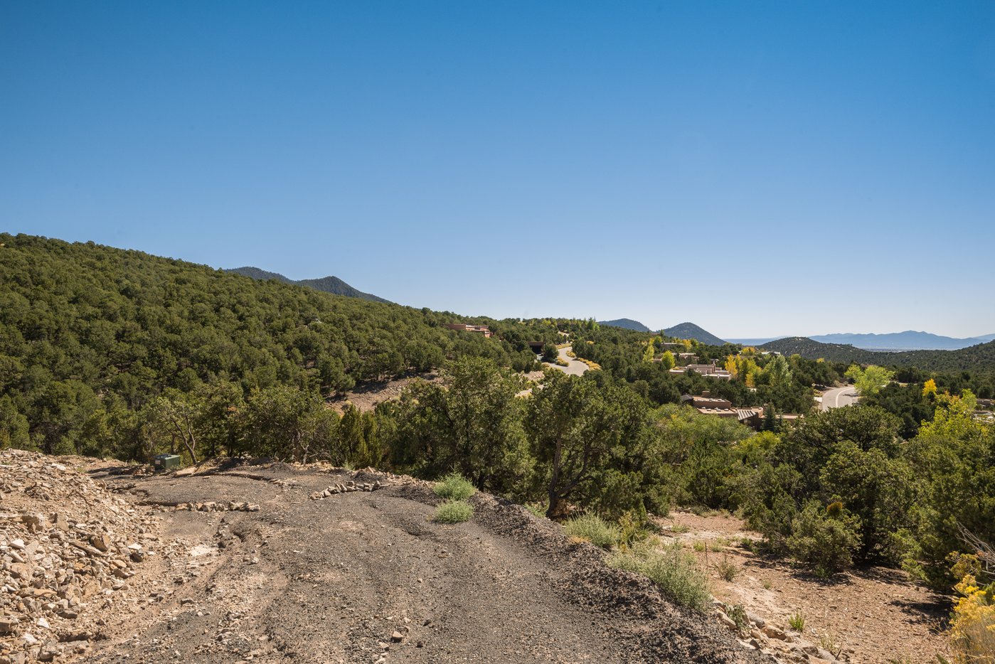 Driveway above Cerros Alots